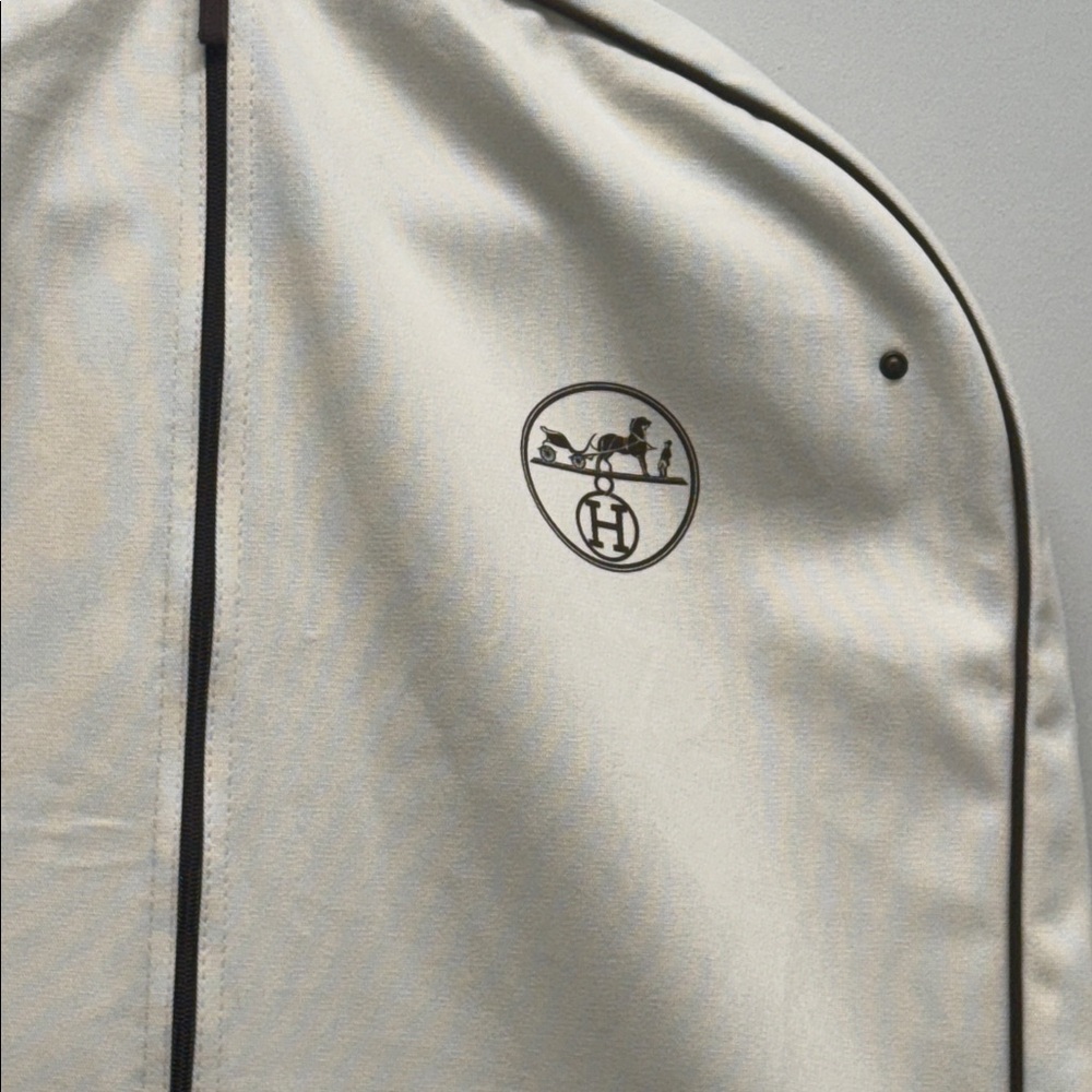 Hermès Canvas Garment Bag / Luxury Travel Dust Cover | Cream & Brown - Picture 4 of 8